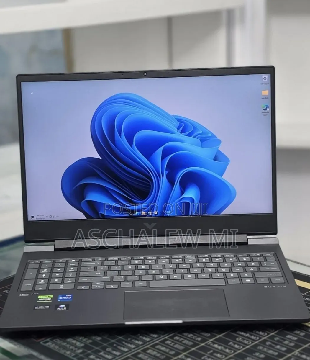 New Laptop HP Victus 16 16GB Intel Core i7 SSD 1T