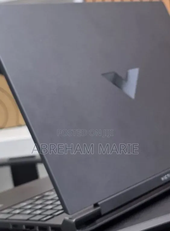 New Laptop HP Victus 16 16GB AMD Ryzen 7 SSD 512GB