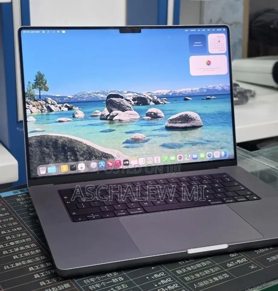 New Laptop Apple MacBook Pro 2021 M1 32GB Apple M1 Pro SSD 512GB