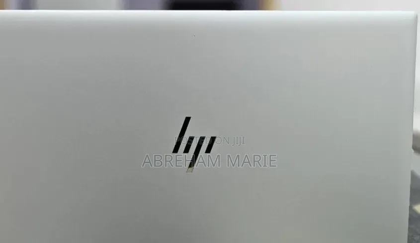 New Laptop HP ZBook Firefly G8 16GB Intel Core i7 SSD 512GB