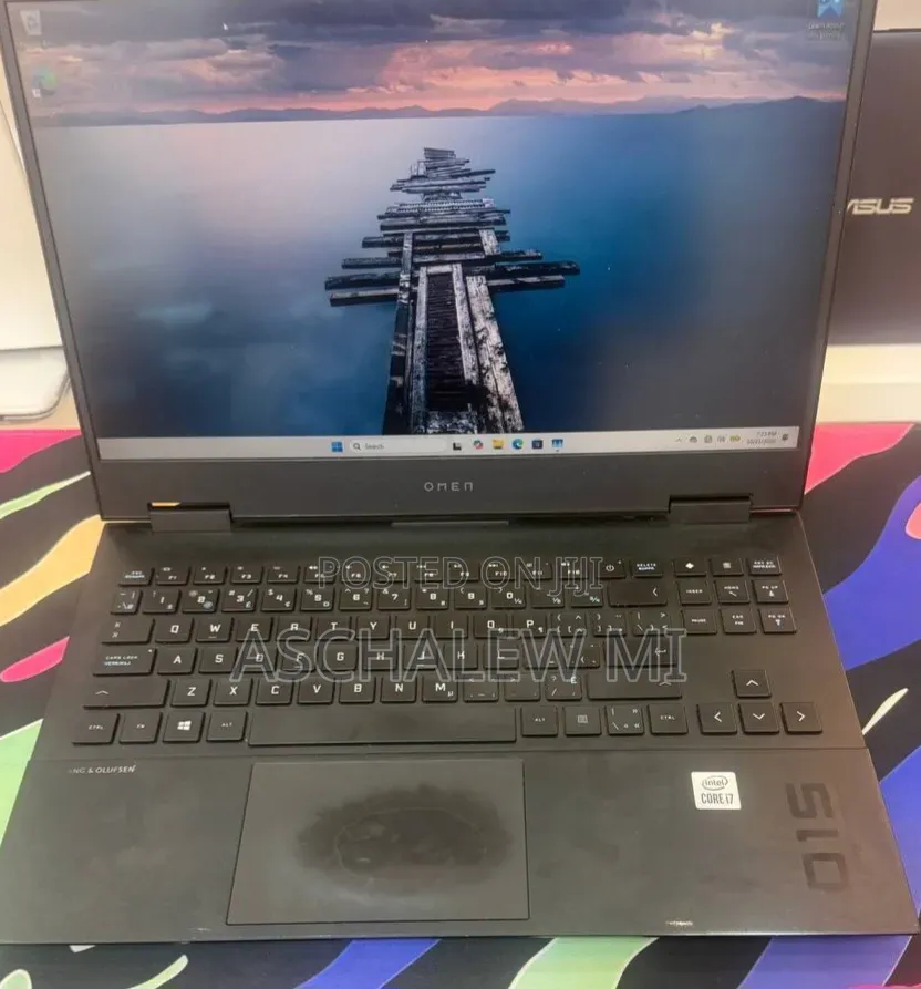 New Laptop HP Omen 15 16GB Intel Core i7 SSD 512GB
