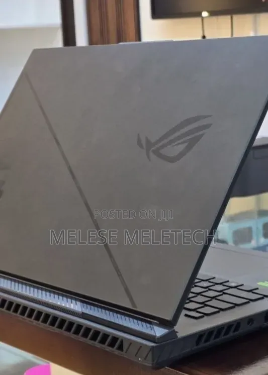 New Laptop Asus ROG Strix G18 40GB Intel Core i9 SSD 1T