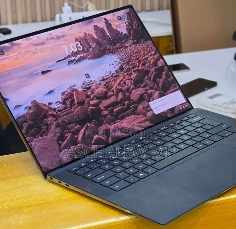 New Laptop Dell Precision 5550 16GB Intel Core i7 SSD 512GB