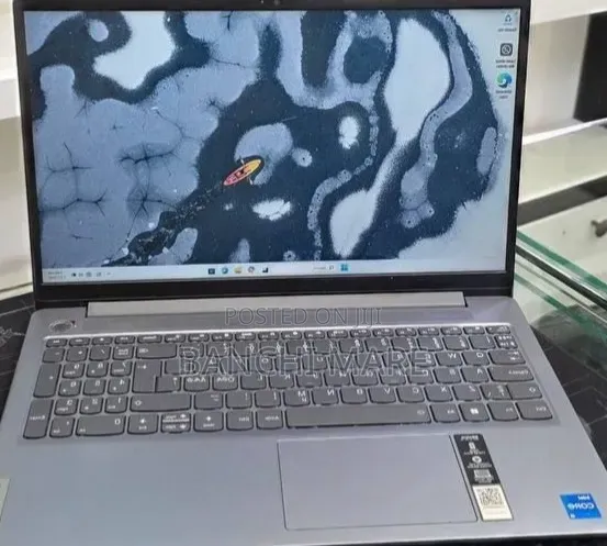 New Laptop Lenovo Ideapad 3 8GB Intel Core i5 SSD 512GB