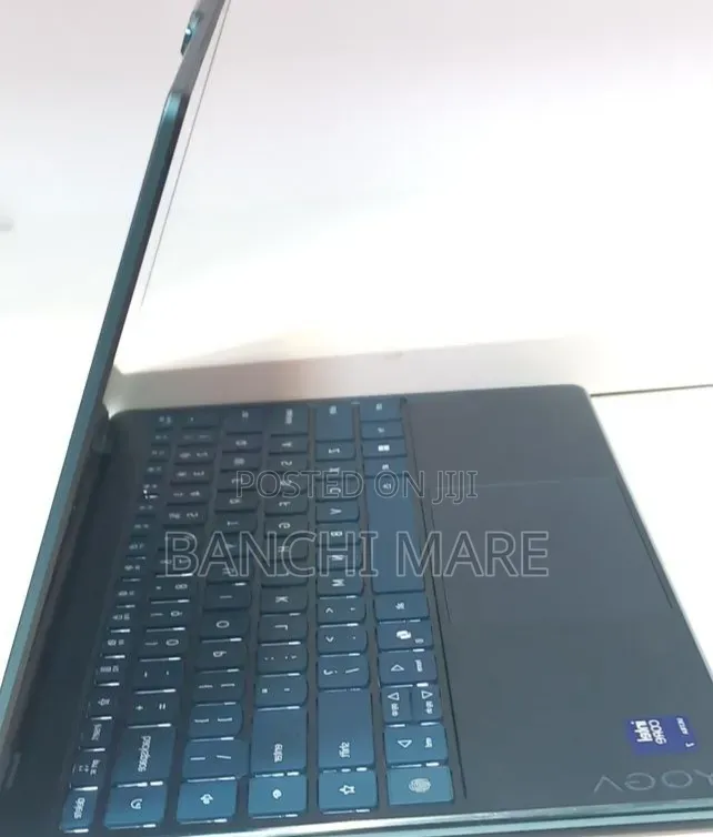 New Laptop Lenovo Yoga 7i 32GB Intel Core Ultra 7 SSD 1T