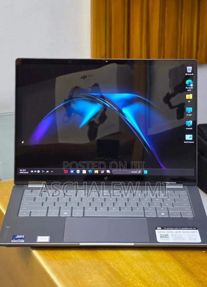 New Laptop HP OmniBook 5 14" 16GB Intel Core Ultra 7 SSD 1T