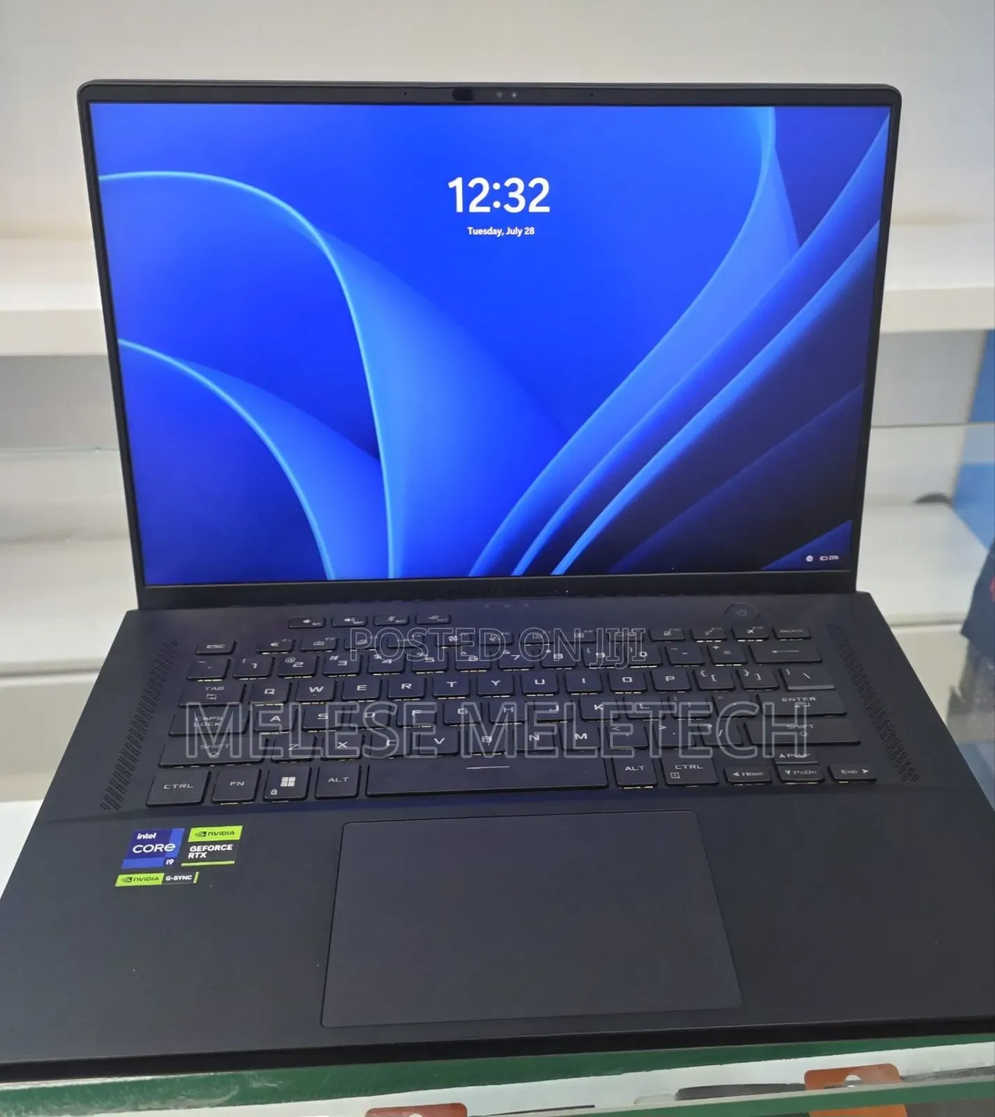 New Laptop Asus ROG Zephyrus G16 16GB Intel Core i9 SSD 1T