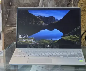New Laptop HP Pavilion 14 8GB Intel Core i5 SSD 256GB
