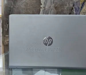 New Laptop HP Pavilion 14 8GB Intel Core i5 SSD 256GB