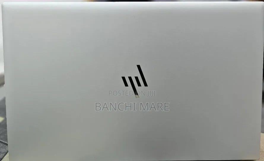 New Laptop HP ZBook Firefly G8 16GB Intel Core i7 SSD 512GB