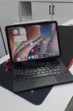 New Apple iPad Air (2022) 256 GB Gray