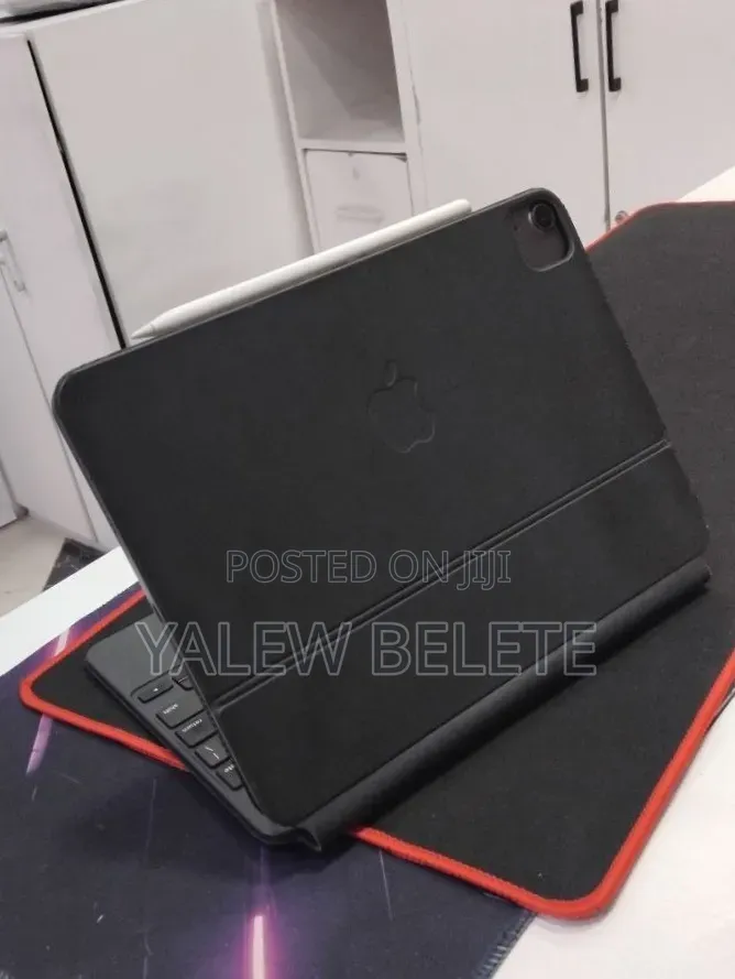 New Apple iPad Air (2022) 256 GB Gray