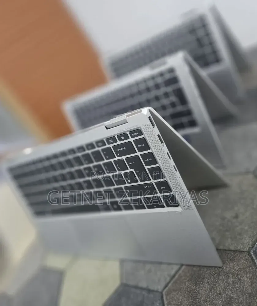 New Laptop HP EliteBook 1030 16GB Intel Core i7 SSD 512GB