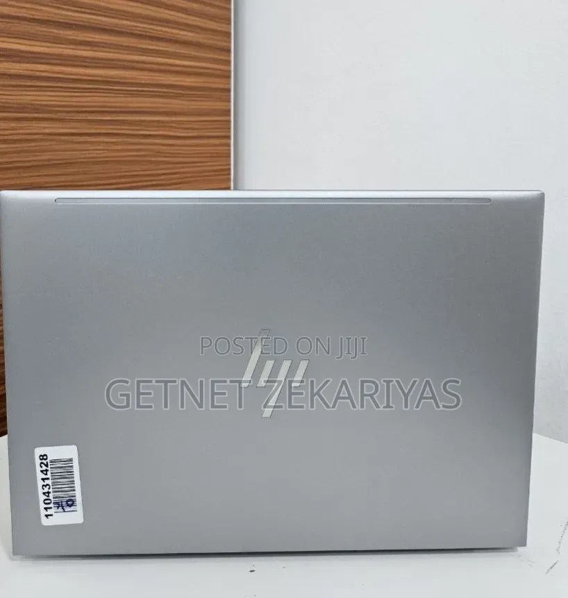 New Laptop HP ZBook Firefly 14 G10 16GB Intel Core i7 SSD 512GB