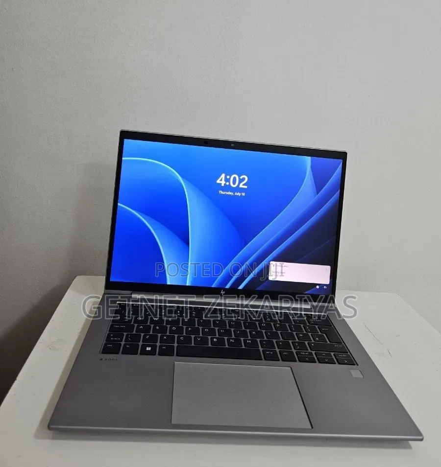 New Laptop HP ZBook Firefly 14 G10 16GB Intel Core i5 SSD 512GB