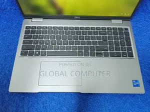 New Laptop Dell Latitude 5520 16GB Intel Core i7 SSD 512GB