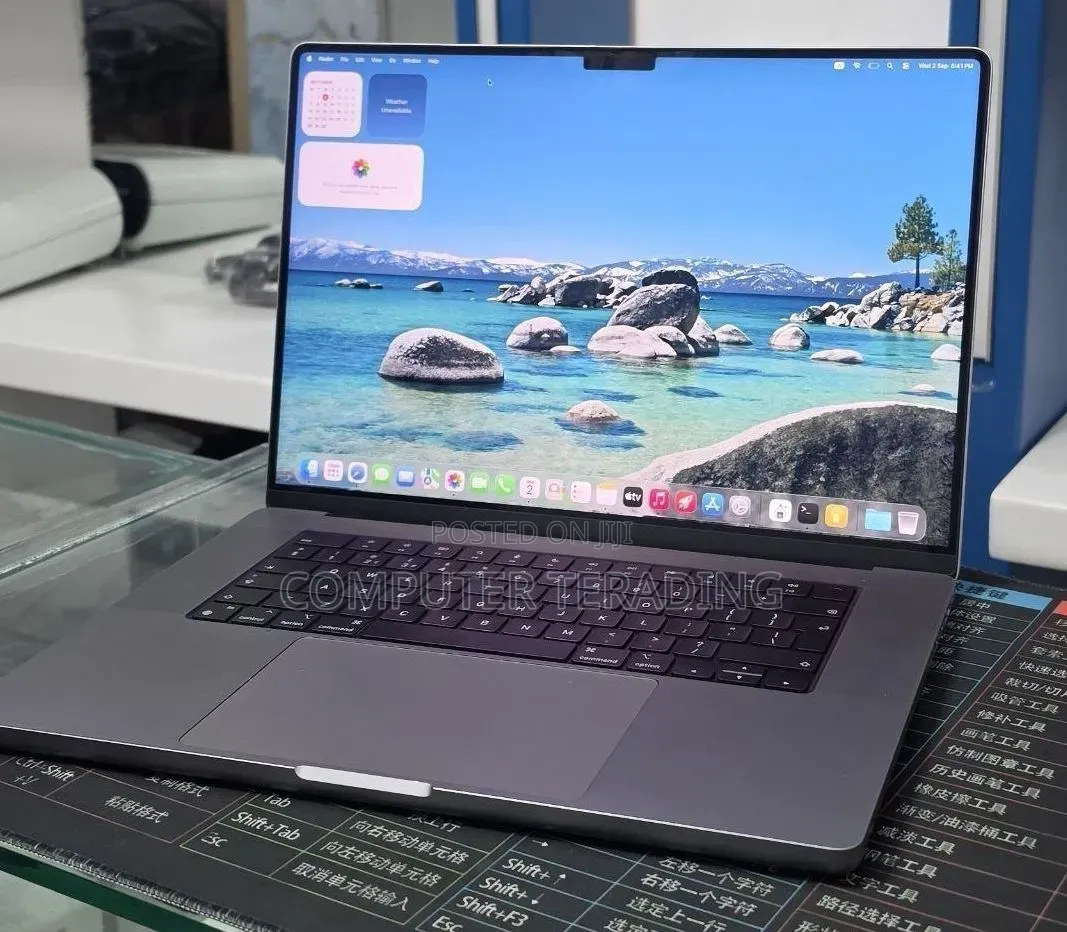 New Laptop Apple MacBook Pro 2021 M1 32GB Apple M1 SSD 1T