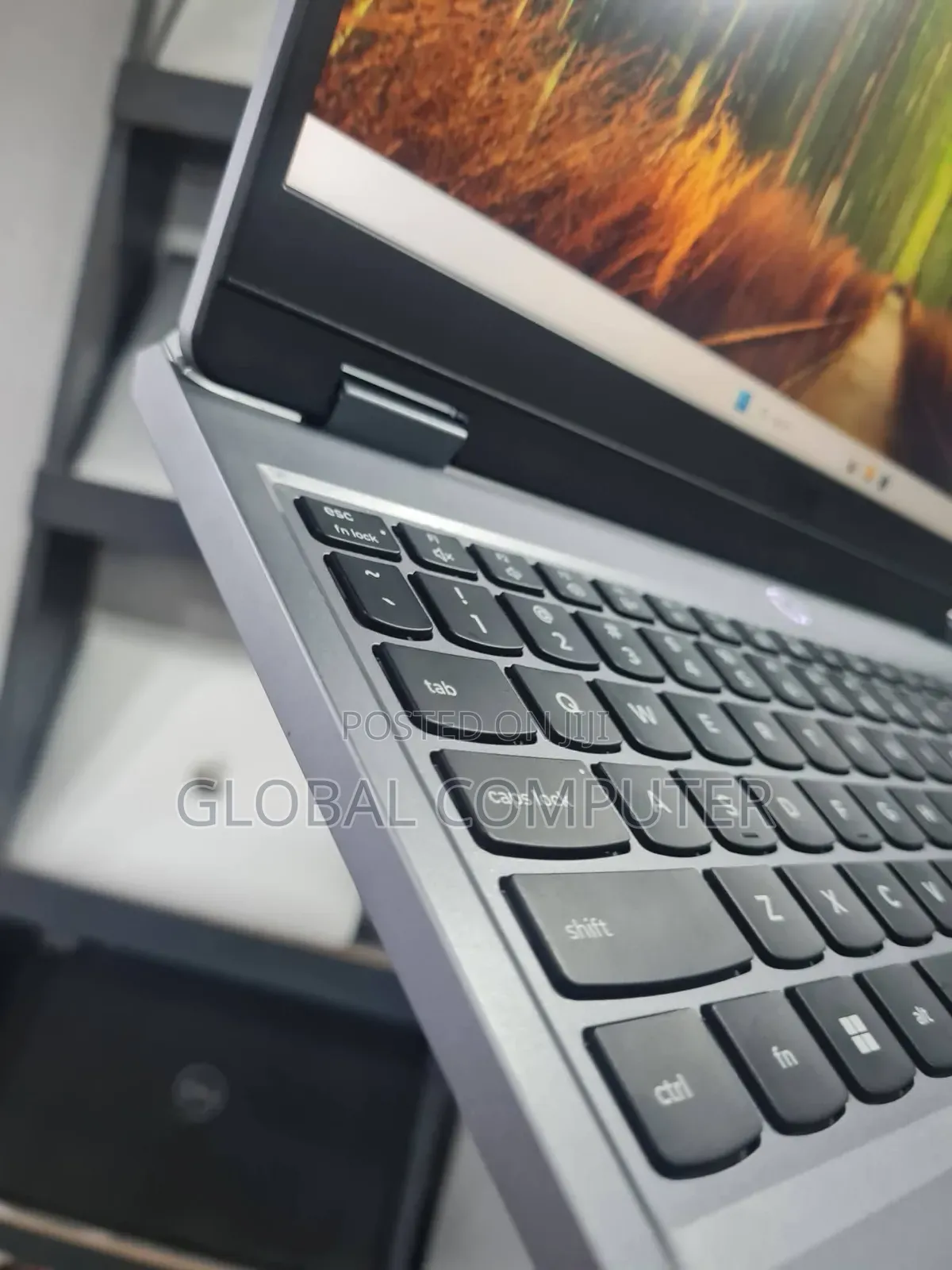 New Laptop Lenovo LOQ 15AHP10 16GB AMD Ryzen 7 SSD 512GB