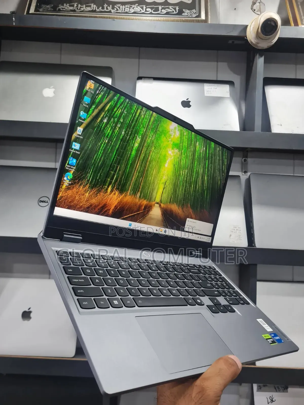 New Laptop Lenovo LOQ 15AHP10 16GB AMD Ryzen 7 SSD 512GB