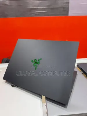 New Laptop Razer Blade Stealth 16GB Intel Core i7 SSD 512GB