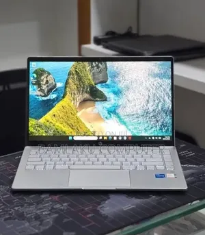 New Laptop HP Pavilion x360 8GB Intel Core i5 SSD 512GB
