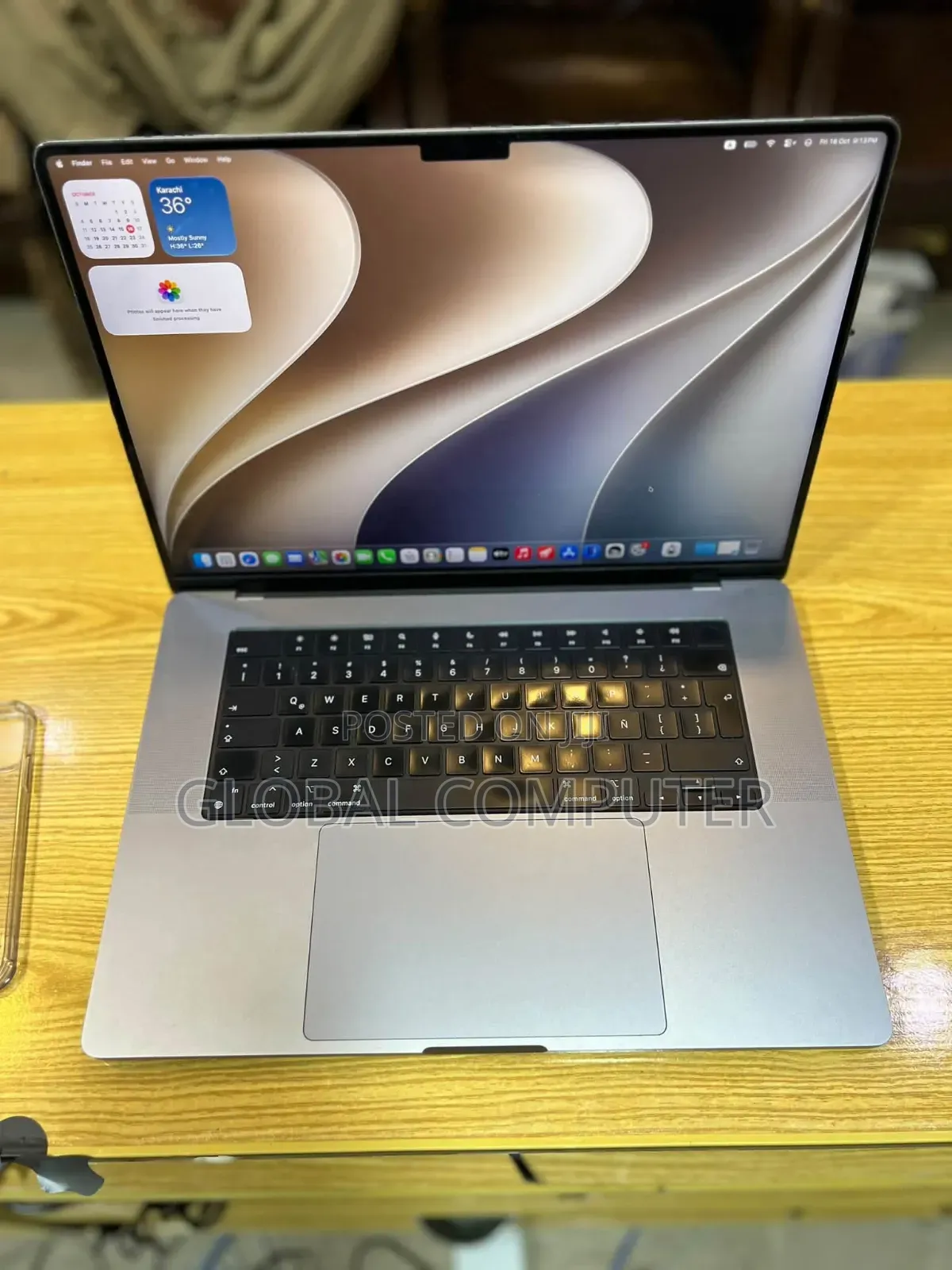 New Laptop Apple MacBook Pro 2021 M1 16GB Apple M1 Pro SSD 1T