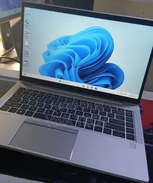 New Laptop HP EliteBook 840 G8 16GB Intel Core i5 SSD 512GB