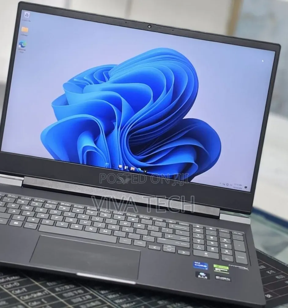 New Laptop HP Victus 16 16GB Intel Core i7 SSD 1T