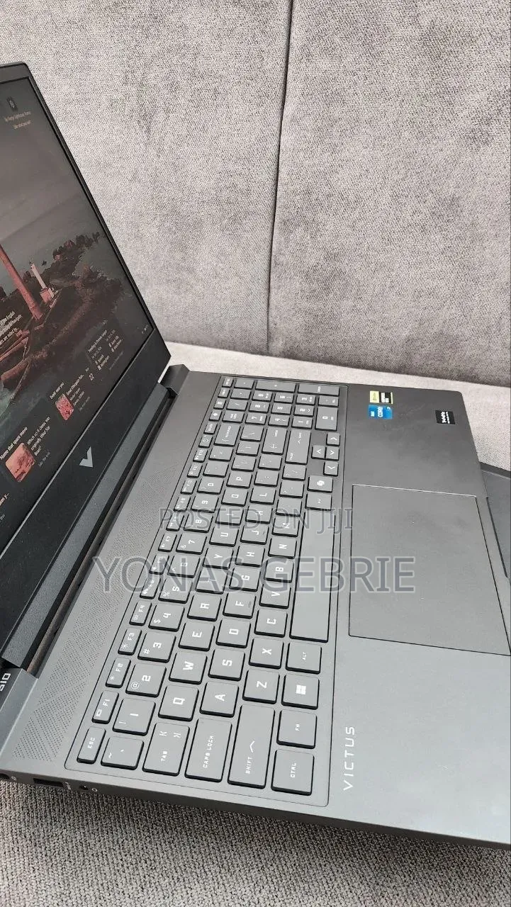 New Laptop HP 16GB Intel Core i7 SSD 1T
