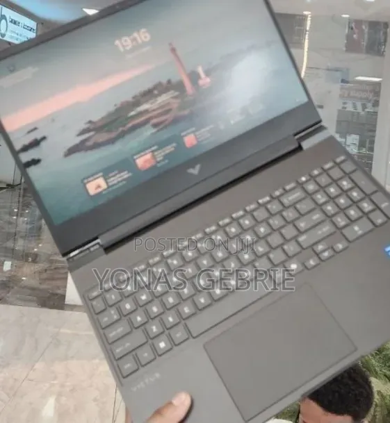 New Laptop HP 16GB Intel Core i7 SSD 1T