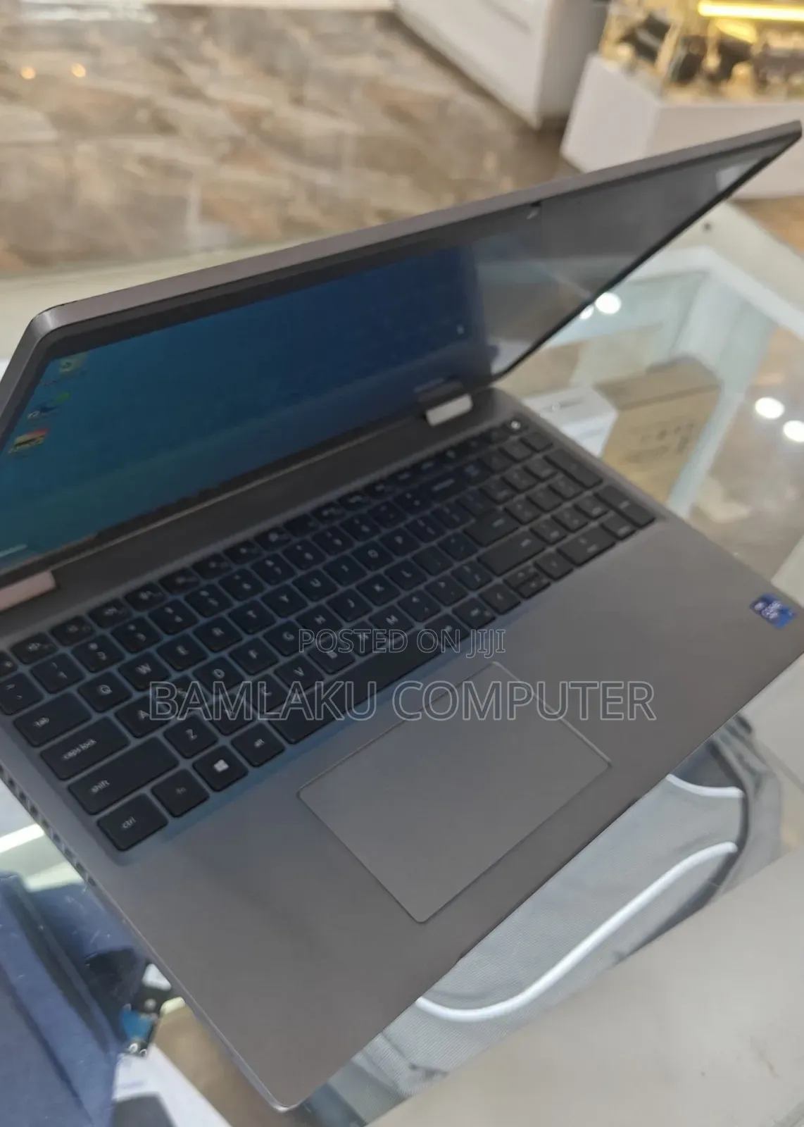 New Laptop Dell Latitude 5520 8GB Intel Core i7 SSD 512GB