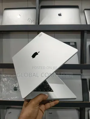 New Laptop Apple MacBook Pro 2021 M1 16GB Apple M1 Pro SSD 1T