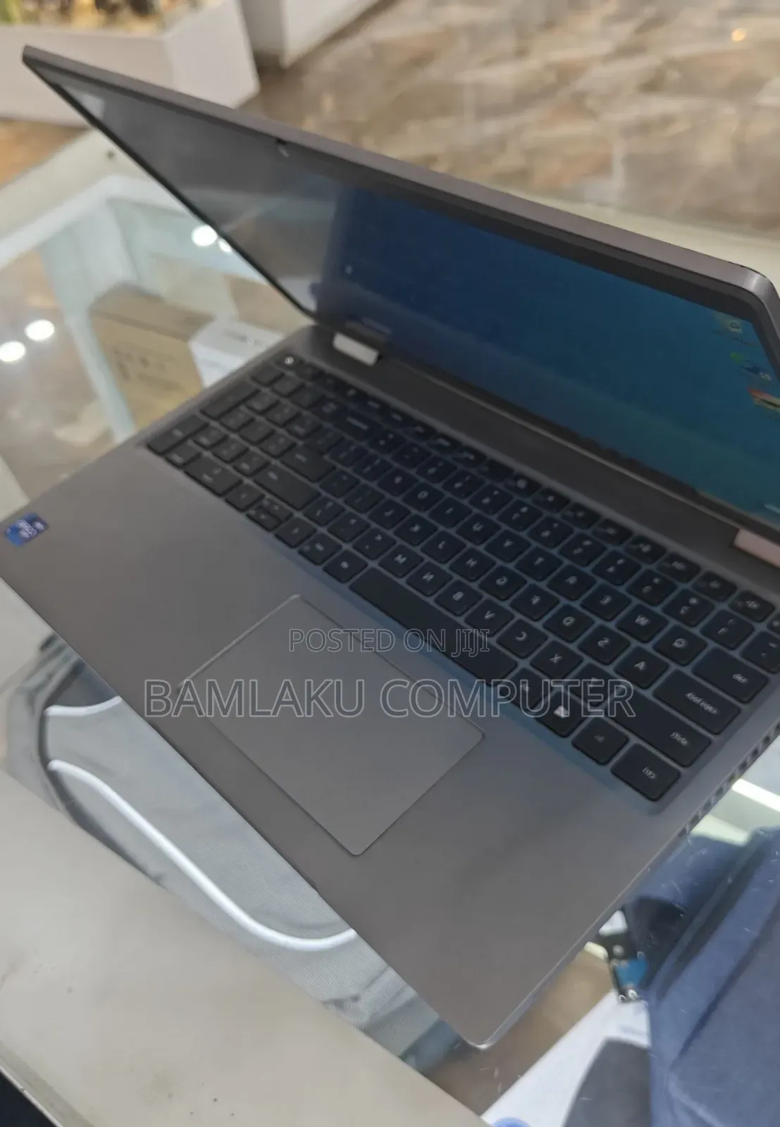 New Laptop Dell Latitude 5520 8GB Intel Core i7 SSD 512GB