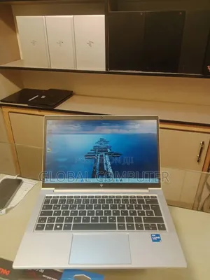 New Laptop HP EliteBook 830 G8 16GB Intel Core i5 SSD 512GB