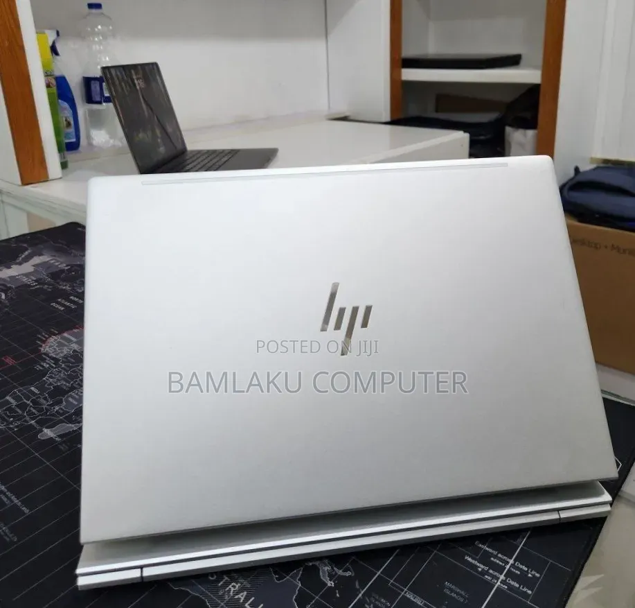 New Laptop HP EliteBook 630 G10 16GB Intel Core i7 SSD 512GB