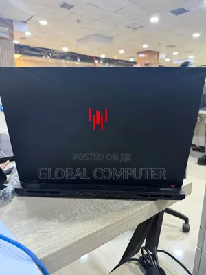 New Laptop Acer Predator Helios Neo 16 16GB Intel Core i7 SSD 512GB