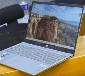 New Laptop HP Stream Notebook 16GB Intel Core i7 SSD 512GB