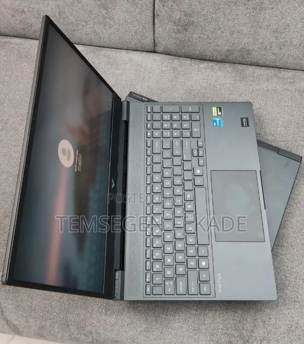 New Laptop HP Victus 15 16GB Intel Core i7 SSD 1T