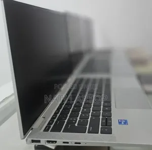 New Laptop HP EliteBook 1040 G8 16GB Intel Core i7 SSD 512GB