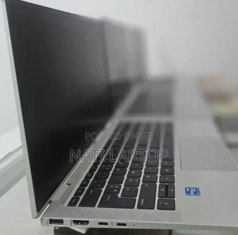 New Laptop HP EliteBook 1040 G8 16GB Intel Core i7 SSD 512GB