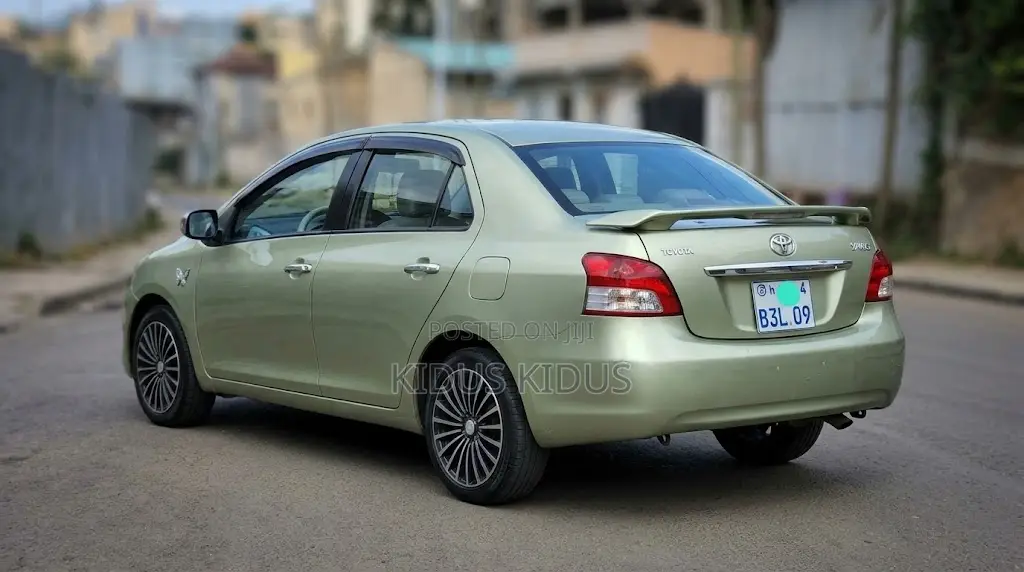 Toyota Yaris 2008 Silver