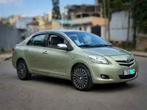 Toyota Yaris 2008 Silver