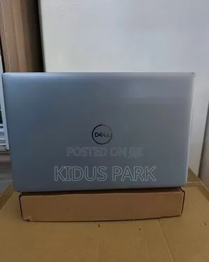 New Laptop Dell Precision 3581 16GB Intel Core i7 SSD 1T