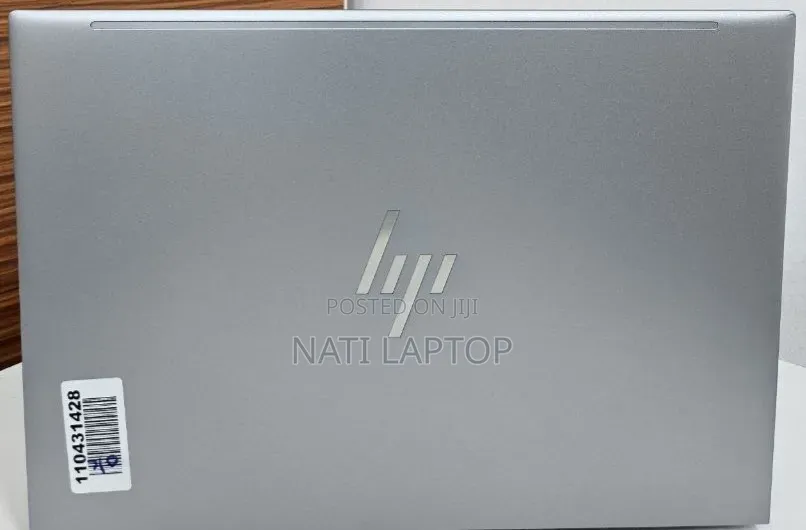 New Laptop HP ZBook Firefly G9 16GB Intel Core i7 SSD 512GB