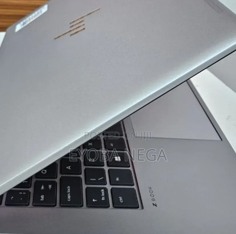 New Laptop HP ZBook 14 16GB Intel Core i7 SSD 512GB