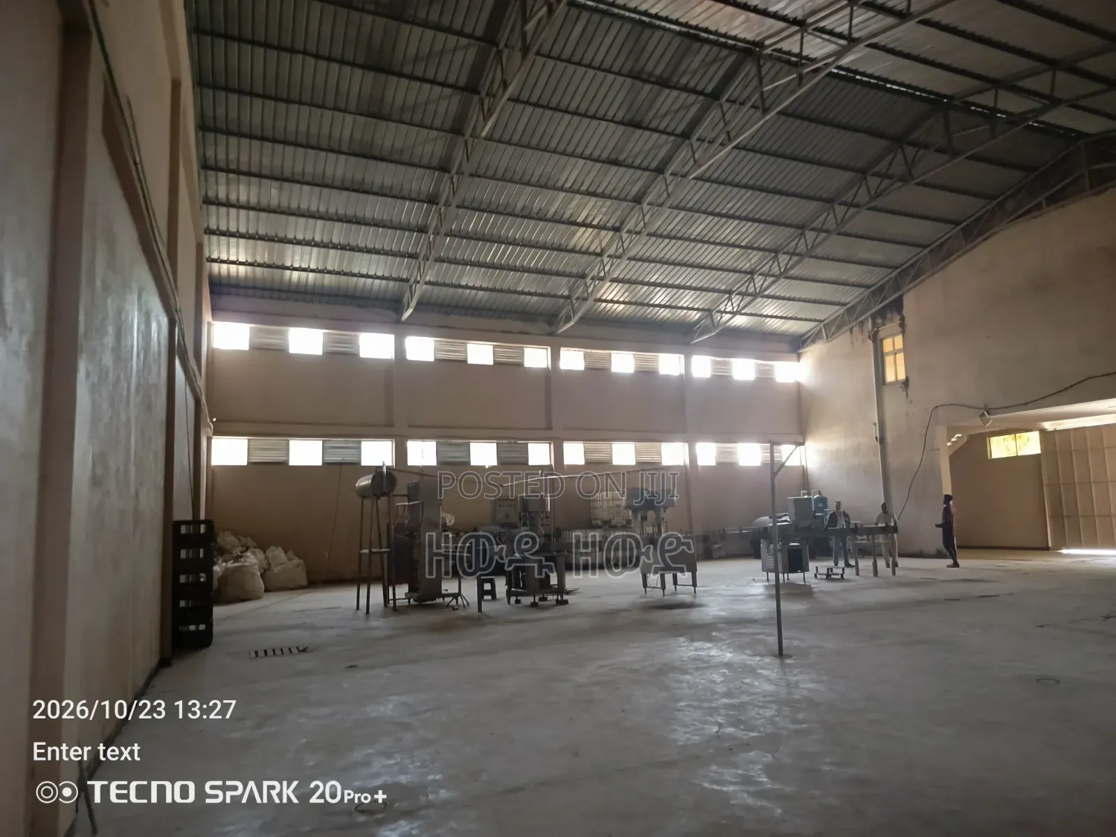 1500-Square-Meter Warehouse for Rent