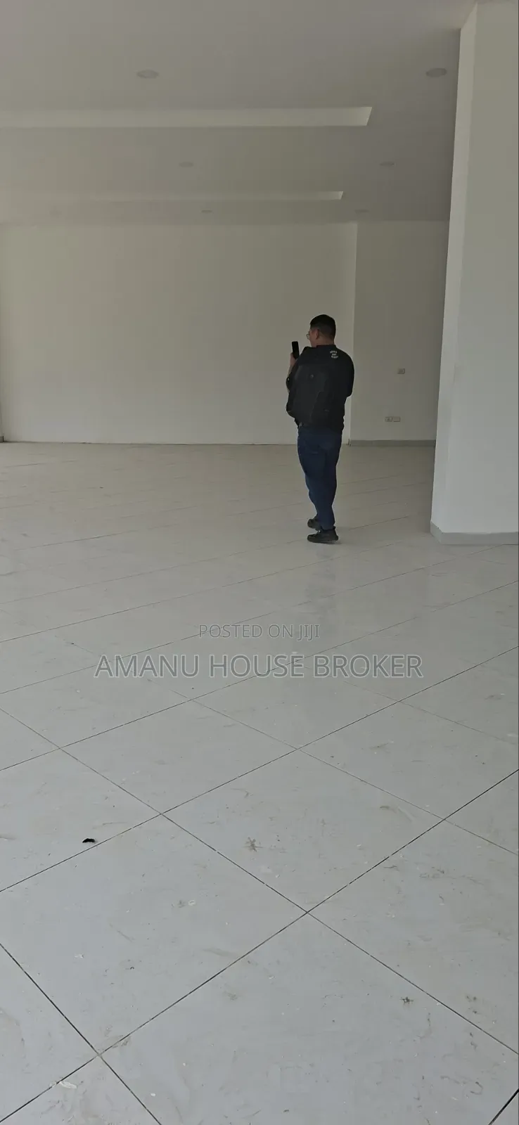 Highly Attractive Showroom and Office Space for Rent in Mexico, Addis