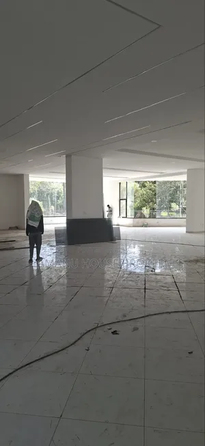 Highly Attractive Showroom and Office Space for Rent in Mexico, Addis