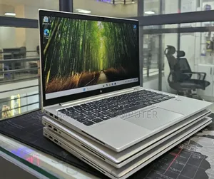 New Laptop HP EliteBook 840 G7 16GB Intel Core i7 SSD 512GB
