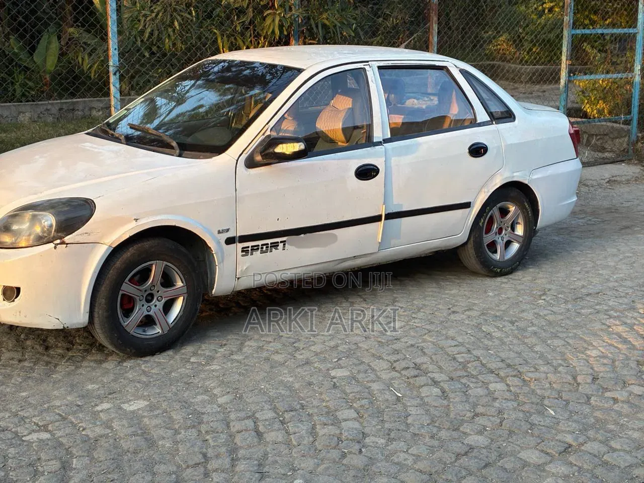 Lifan 520 2012 White